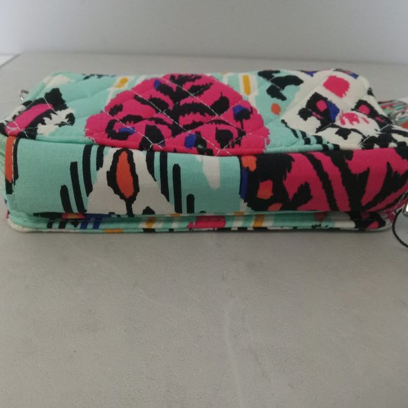 VERA BRADLEY | All-in-one Crossbody Purse - Picture 8 of 10